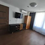 Apartment Gyoengyvirag Apartmanhaz *