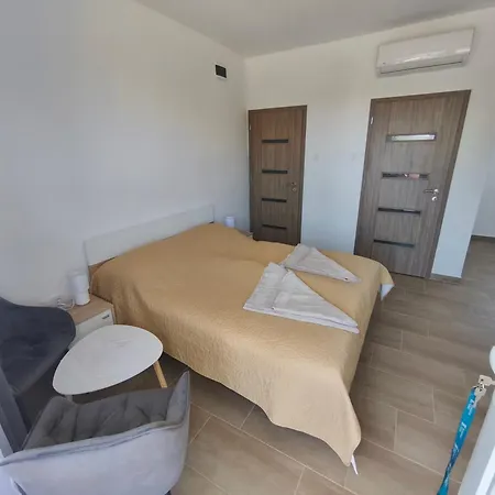 Gyoengyvirag Apartmanhaz * Zalakaros